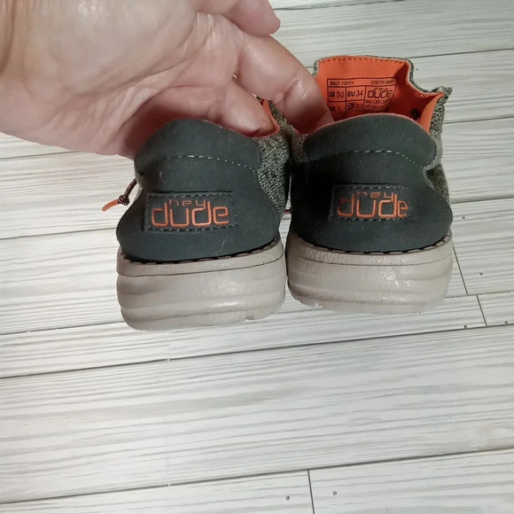 Hey dude wally youth 2 slip on shoes - Picture 3 of 5